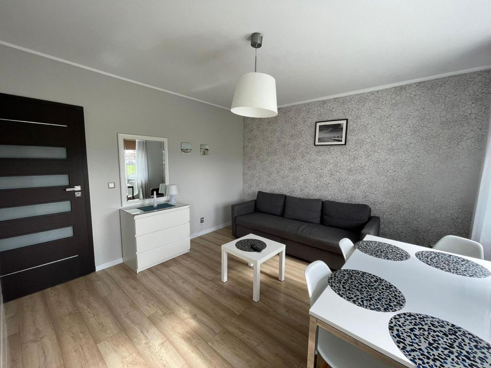 Apartament Ogrody 科沃布热格 外观 照片